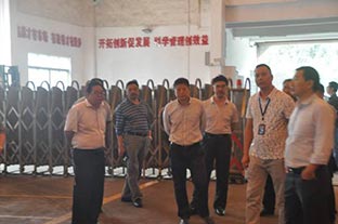 四川省乐山峨边县领导一行莅临九游j9（中国）参观指导